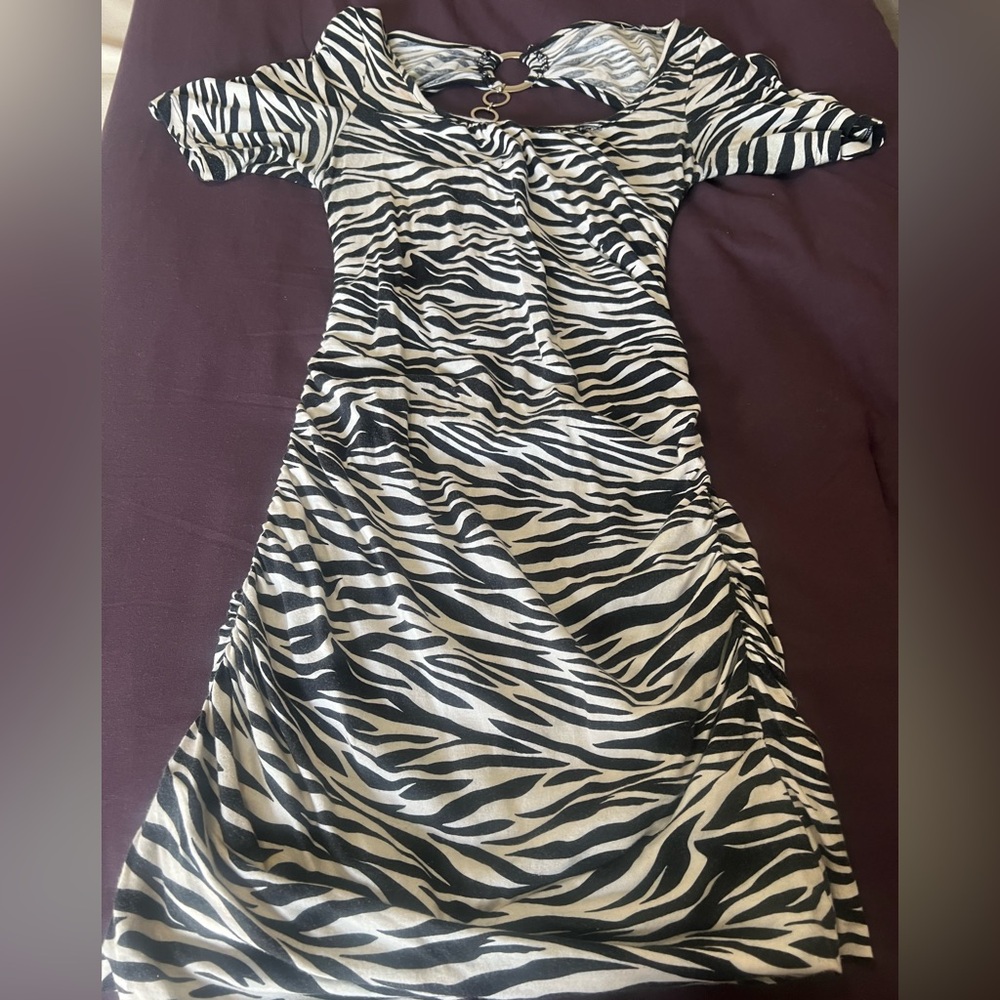 Medium Papaya Black and White Ruched Bodycon Dress